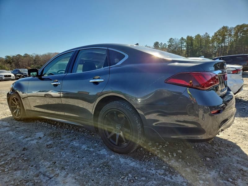 2015 Infiniti Q70 3.7