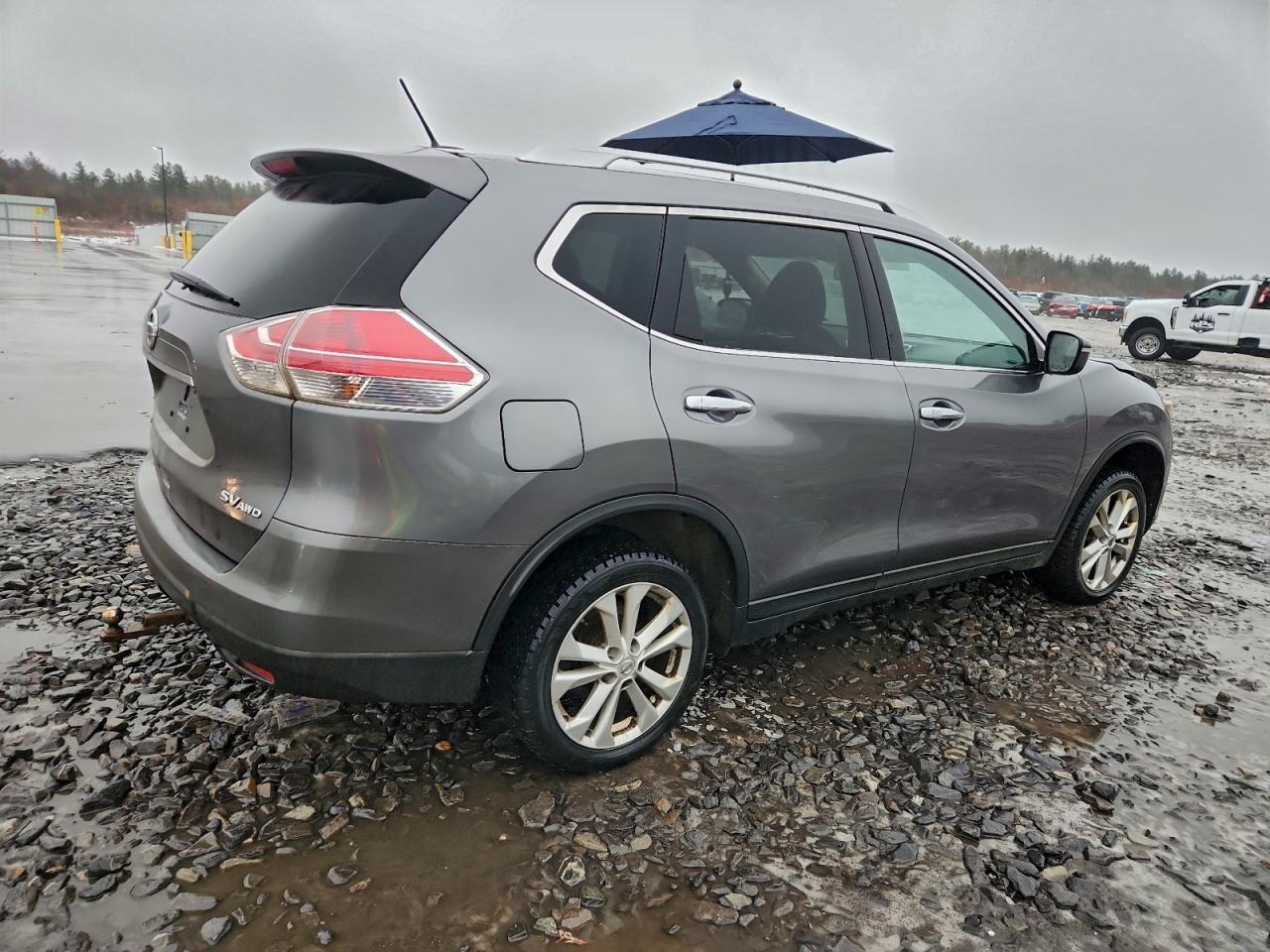 2015 Nissan Rogue s