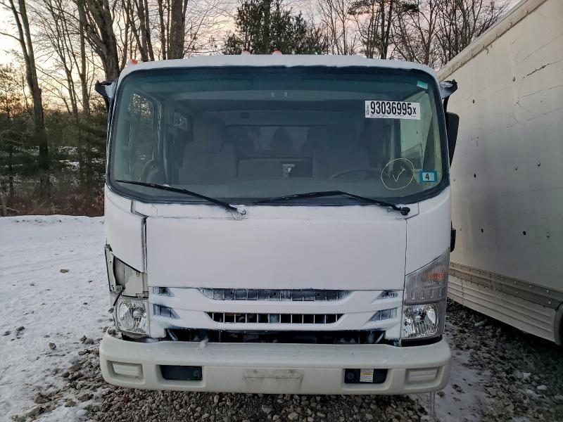 2022 Isuzu NRR Truck Cab AND Chassis