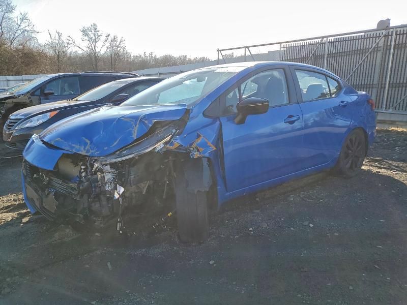 2021 Nissan Versa sr