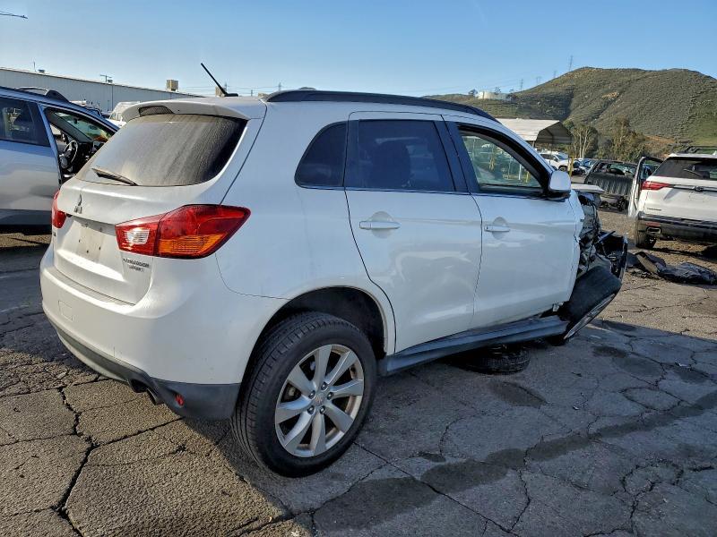 2013 Mitsubishi Outlander Sport se