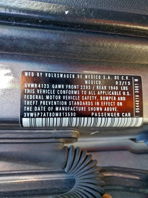 2013 Volkswagen Beetle