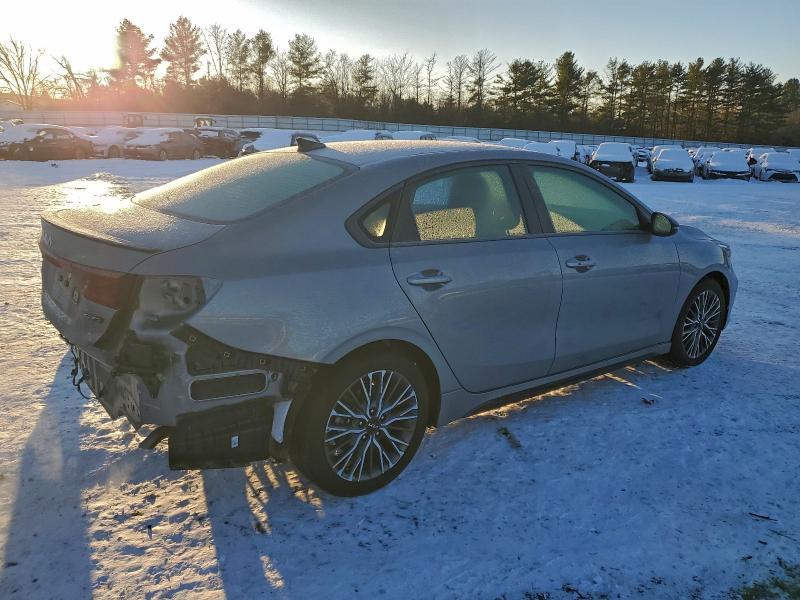 2024 KIA Forte gt Line