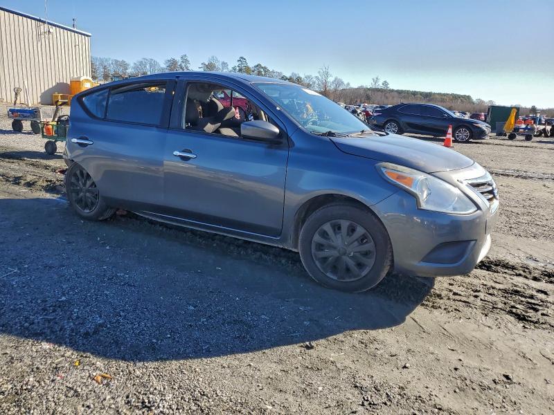 2016 Nissan Versa s