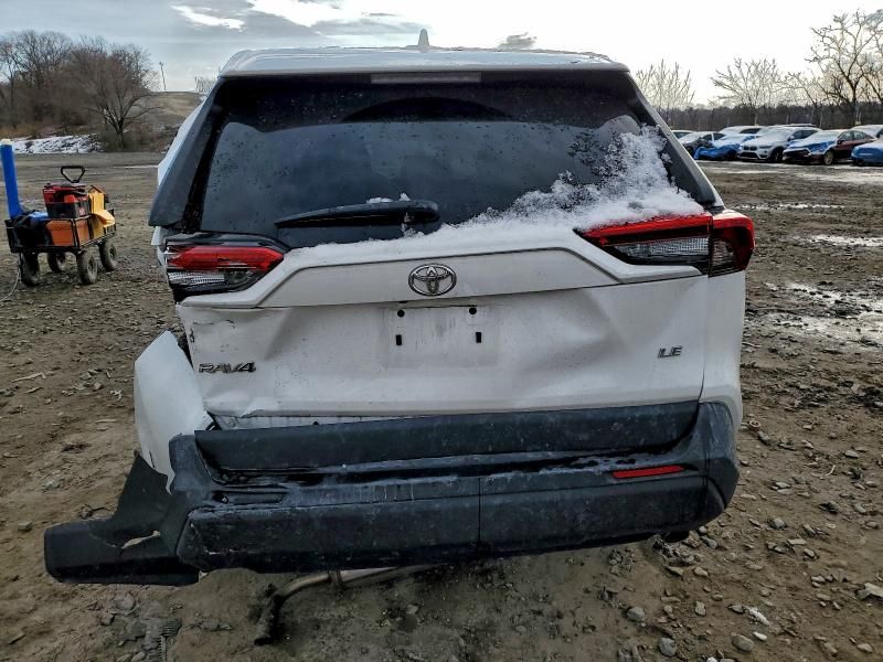 2022 Toyota Rav4 le