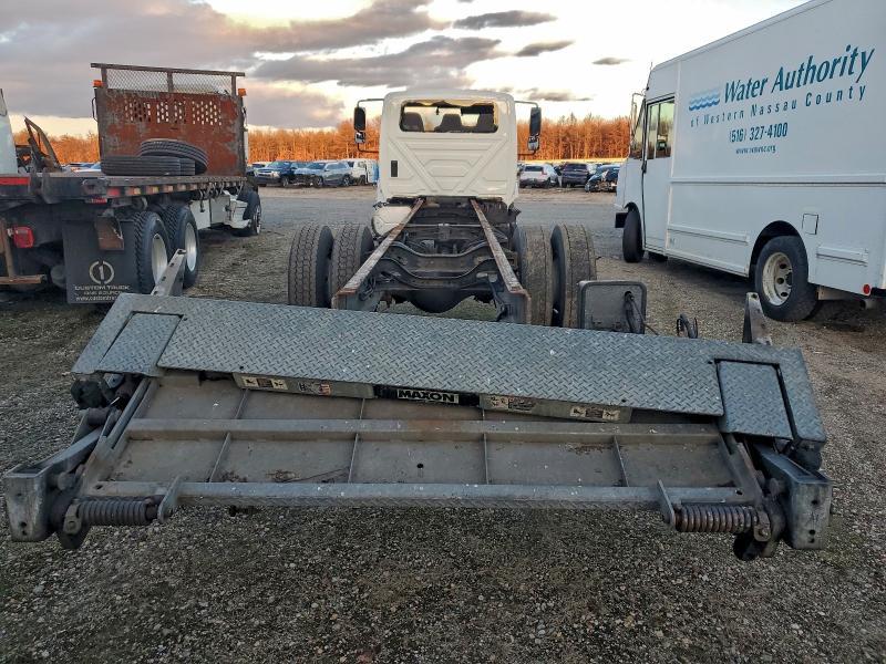2017 International 4300 Truck Cab AND Chassis