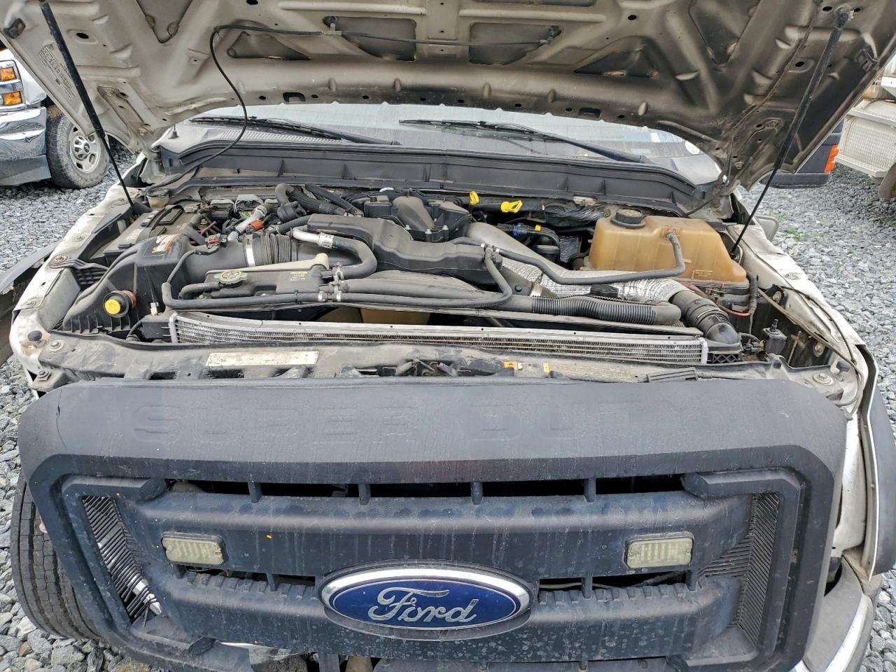 2012 Ford F550 Super Duty Truck Cab AND Chassis