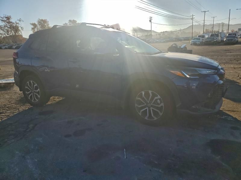 2023 Toyota Corolla Cross le