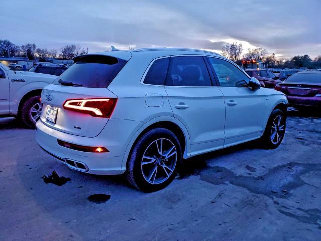 2020 Audi Q5 e Premium