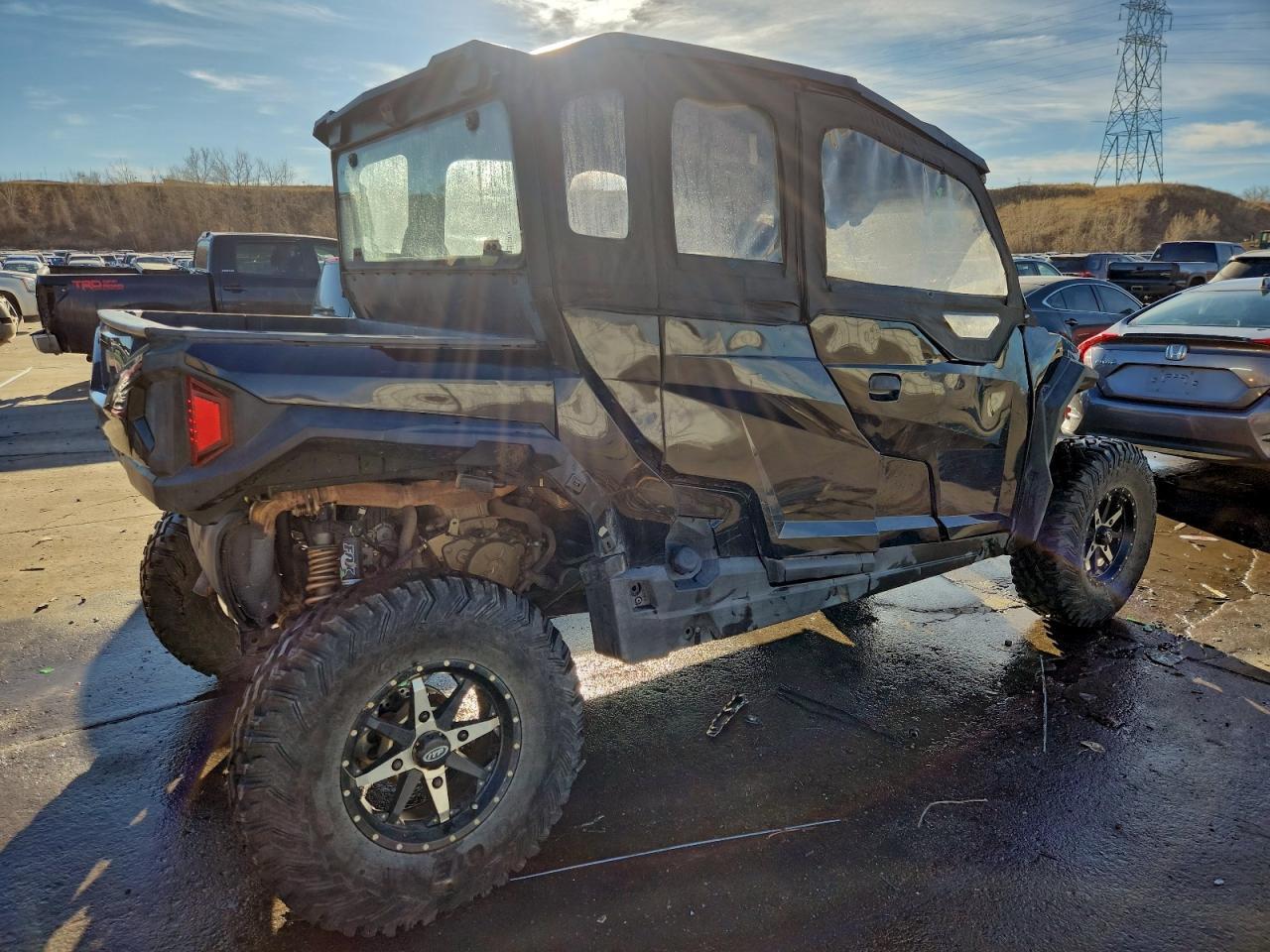 2019 Polaris 2019 Pols General 4 Ride Comma-Utility Vehicle