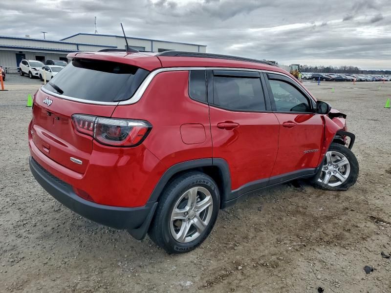 2023 Jeep Compass Latitude