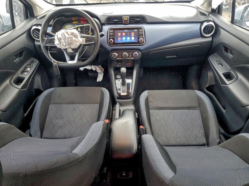 2024 Nissan Versa sv