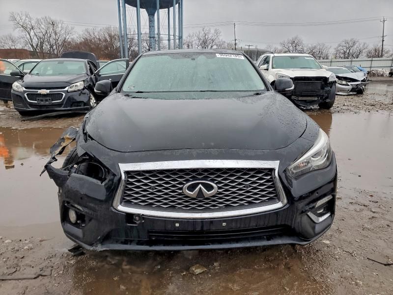 2021 Infiniti Q50 Luxe