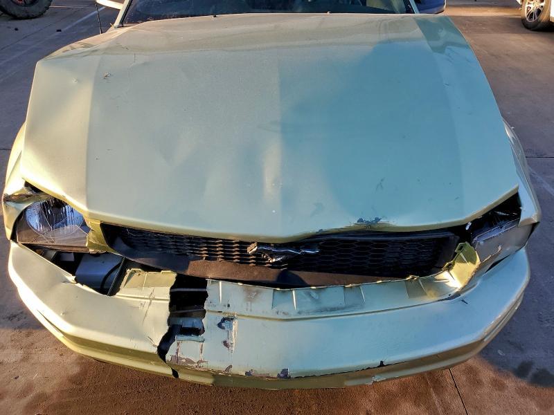 2005 Ford Mustang