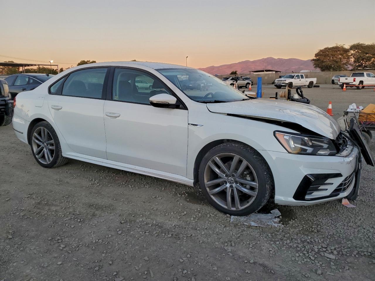 2018 Volkswagen Passat s