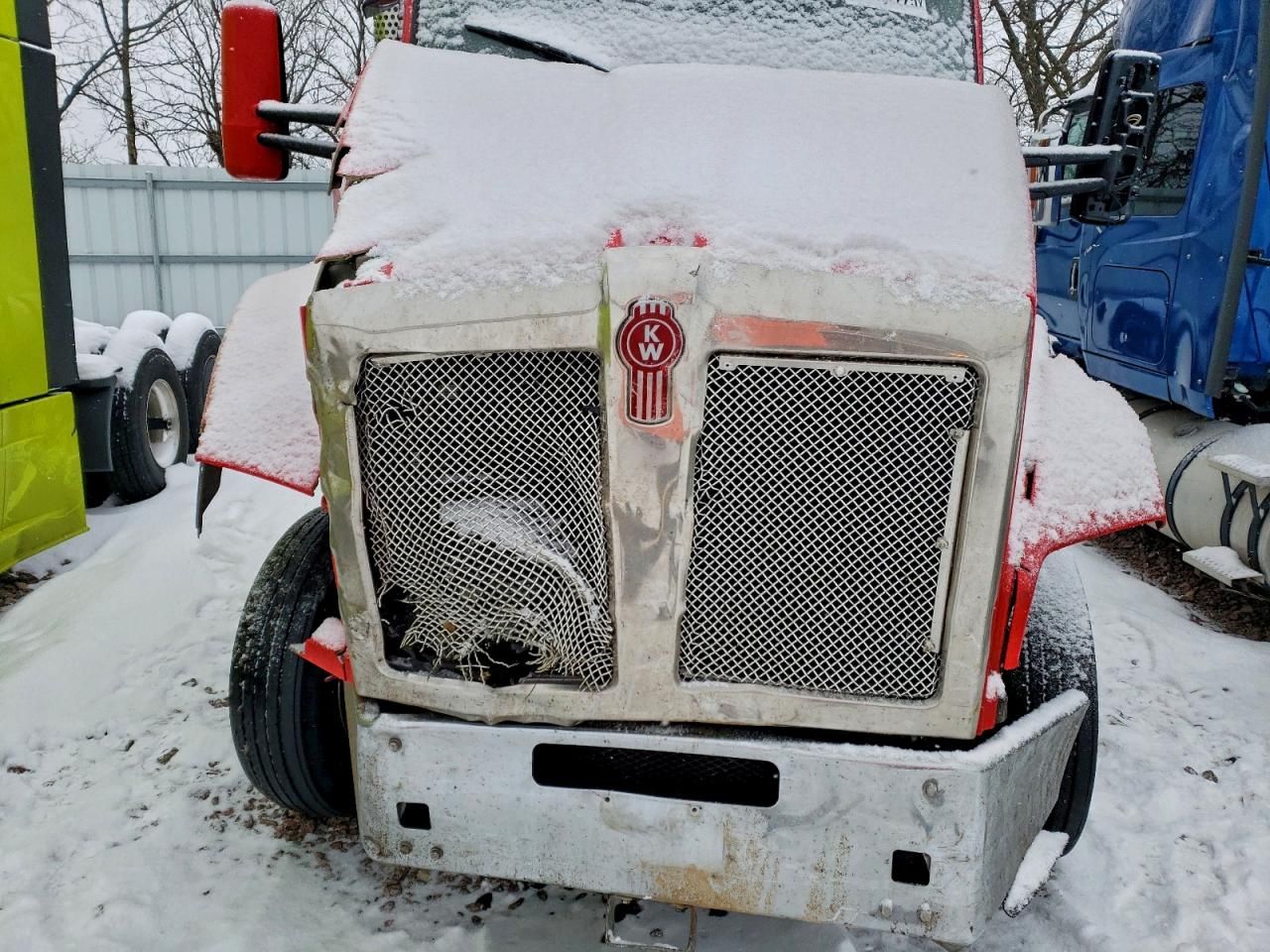 2023 Kenworth T880 Semi Truck