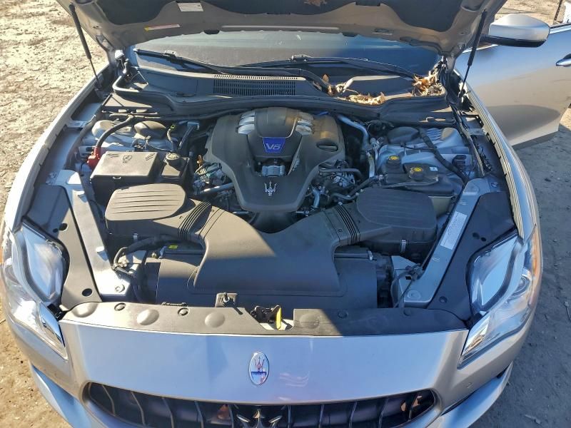 2017 Maserati Quattroporte s