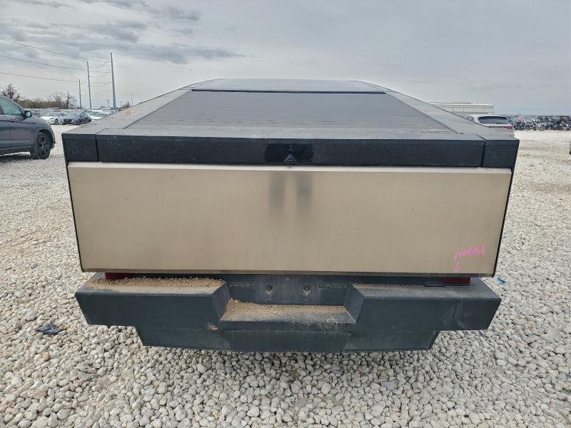2024 Tesla Cybertruck