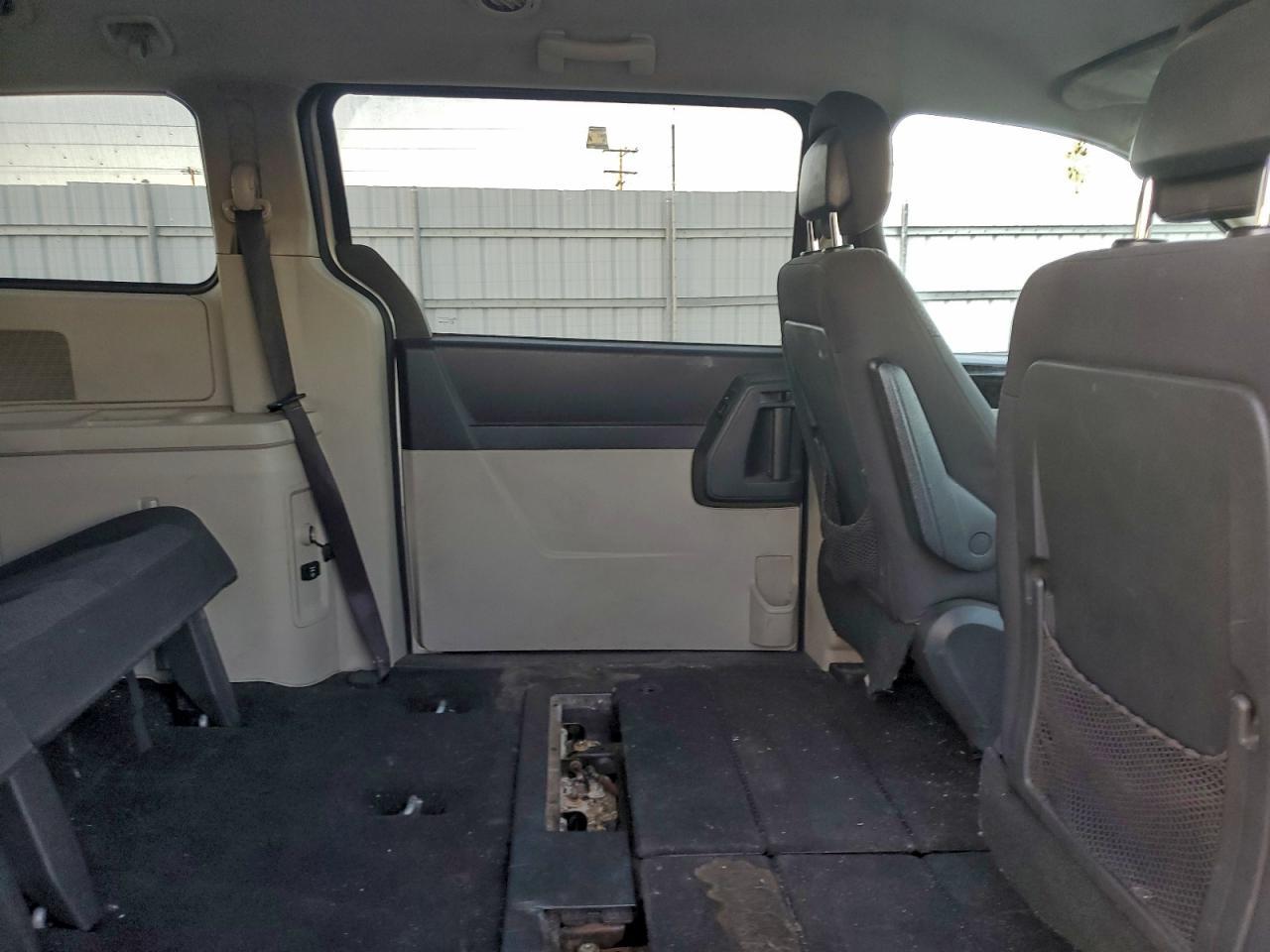2010 Dodge Grand Caravan sxt