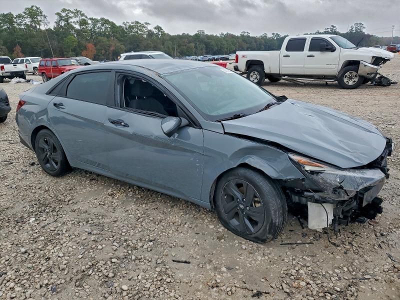 2022 Hyundai Elantra sel