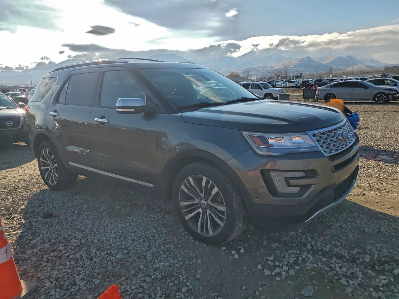 2016 Ford Explorer Platinum