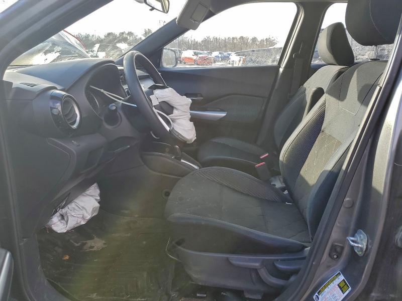 2018 Nissan Kicks s