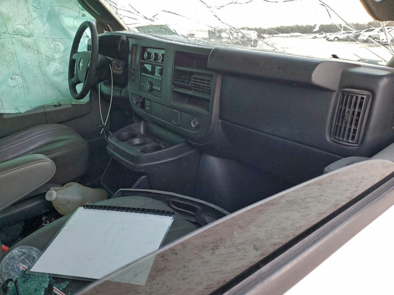 2016 Chevrolet Express 2500 Utility / Service Van