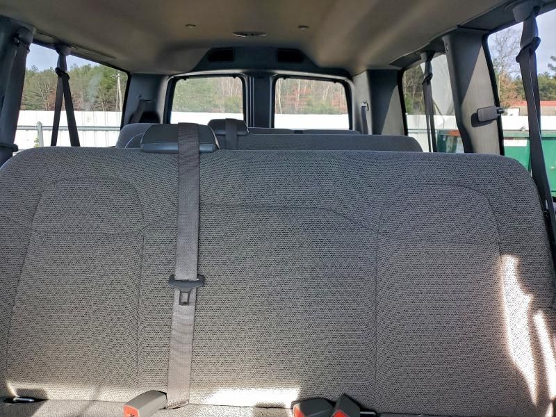 2023 Chevrolet Express G3500 ls