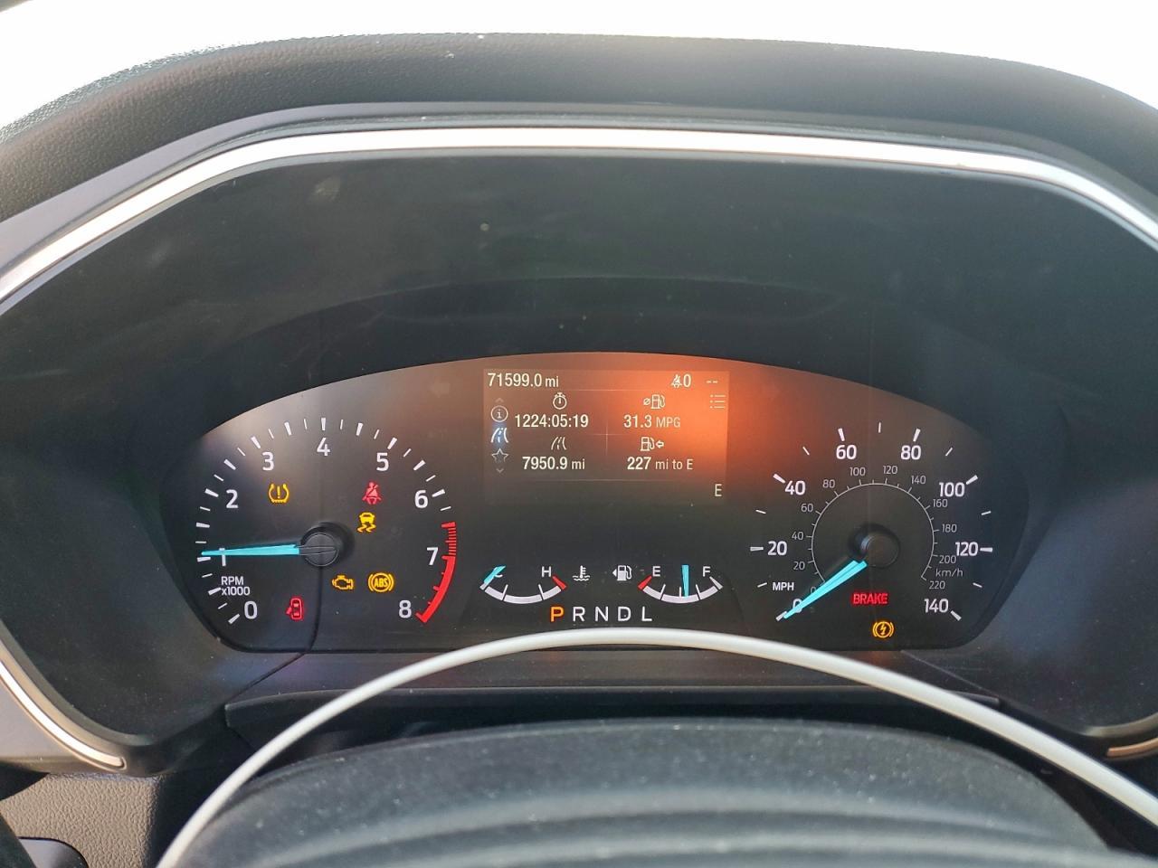 2020 Ford Escape se