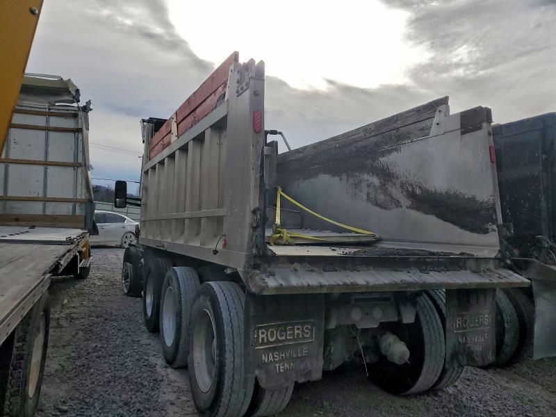 2019 Kenworth T880 Dump Truck