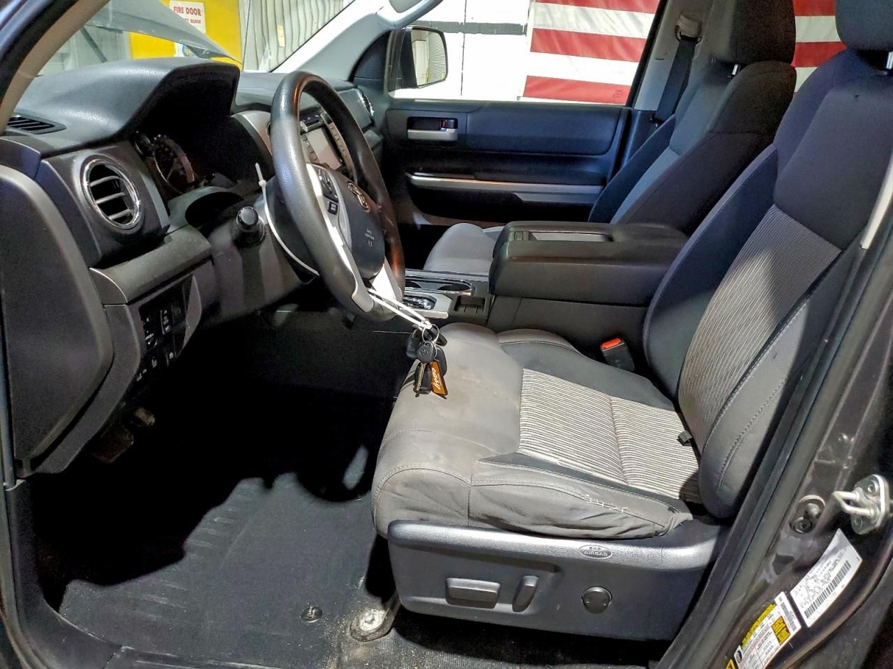 2016 Toyota Tundra Crewmax SR5