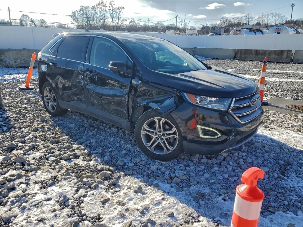 2016 Ford Edge Titanium