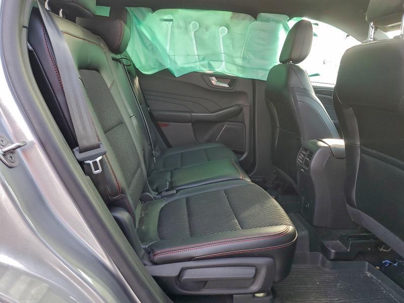 2024 Ford Escape st Line