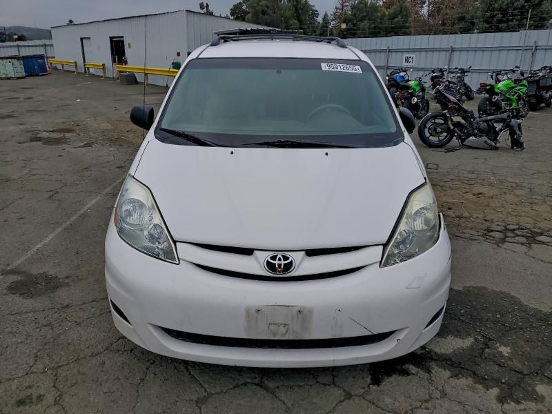 2006 Toyota Sienna ce