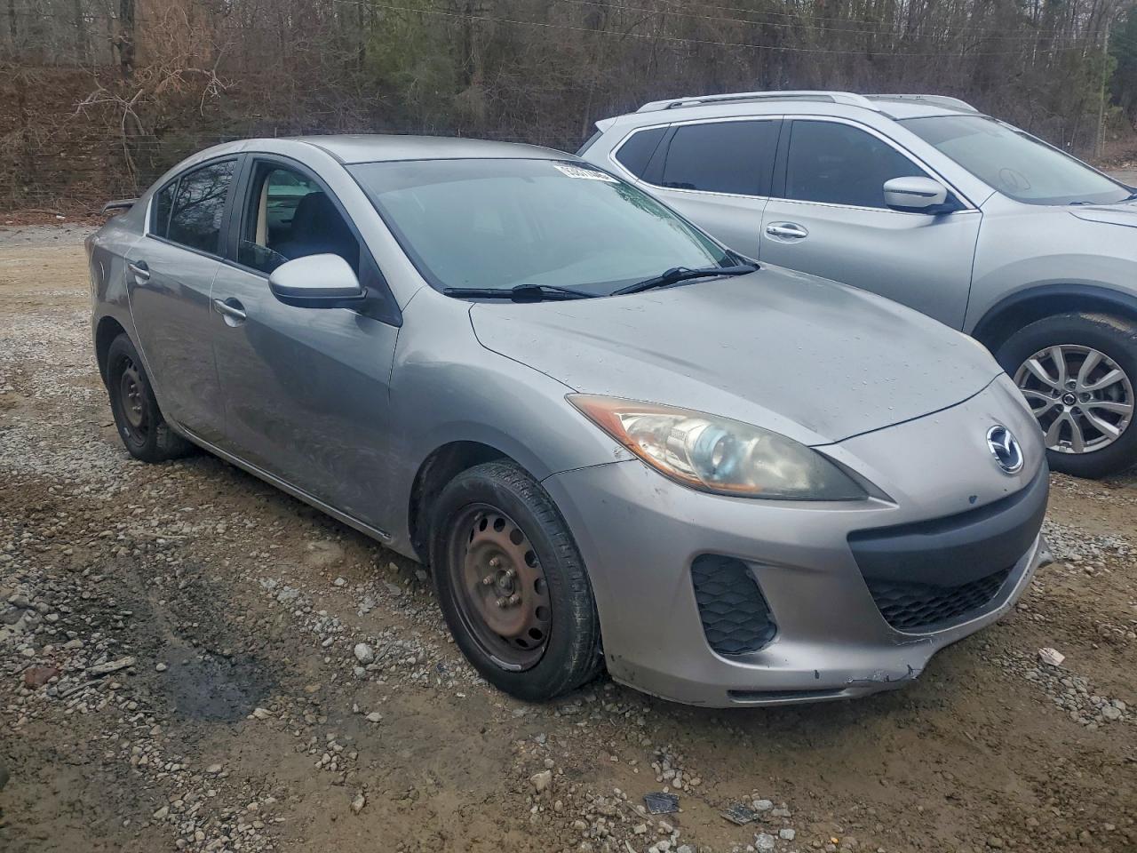 2013 Mazda 3 I