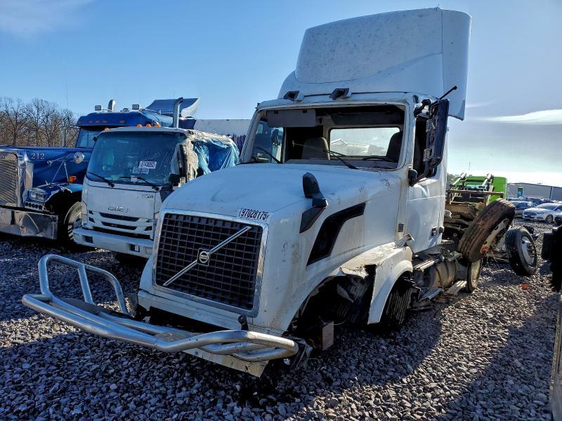 2017 Volvo Vnl Semi Truck