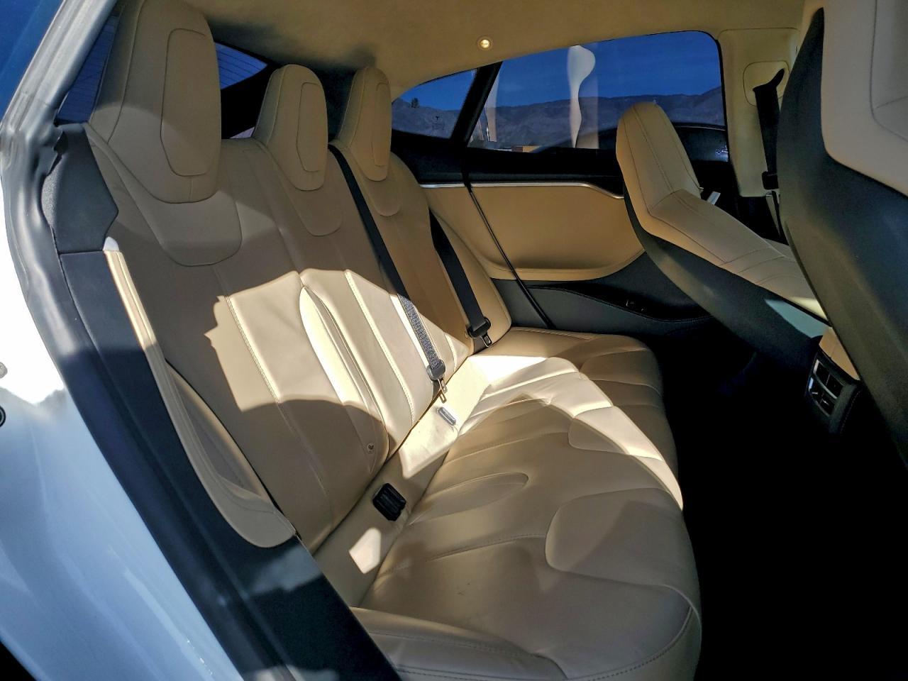 2016 Tesla Model s