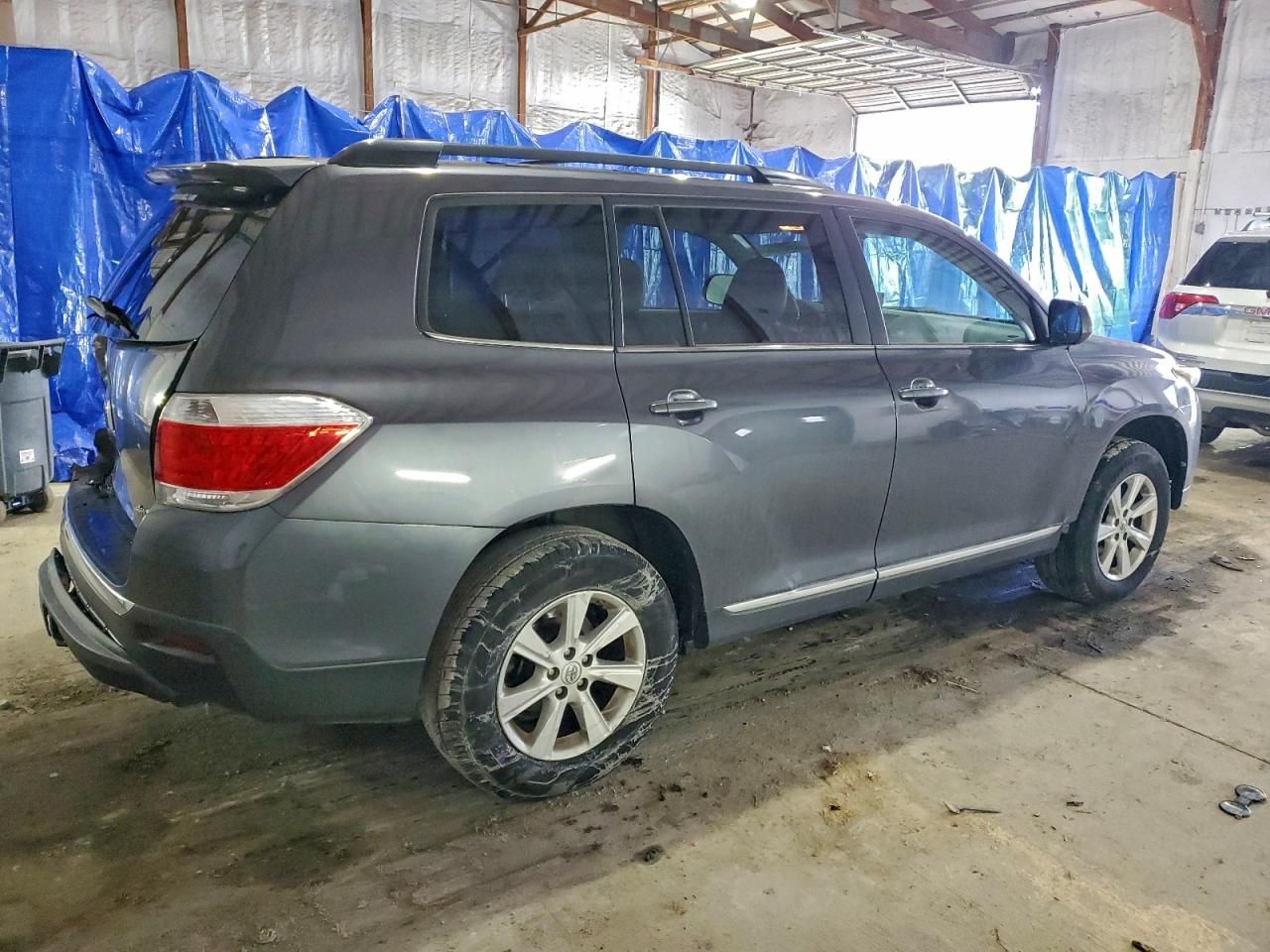 2013 Toyota Highlander Base