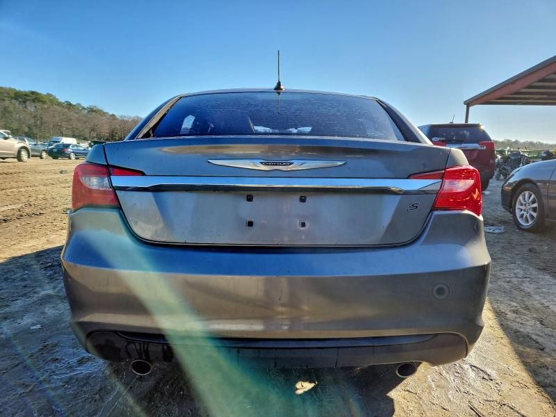 2013 Chrysler 200 Limited