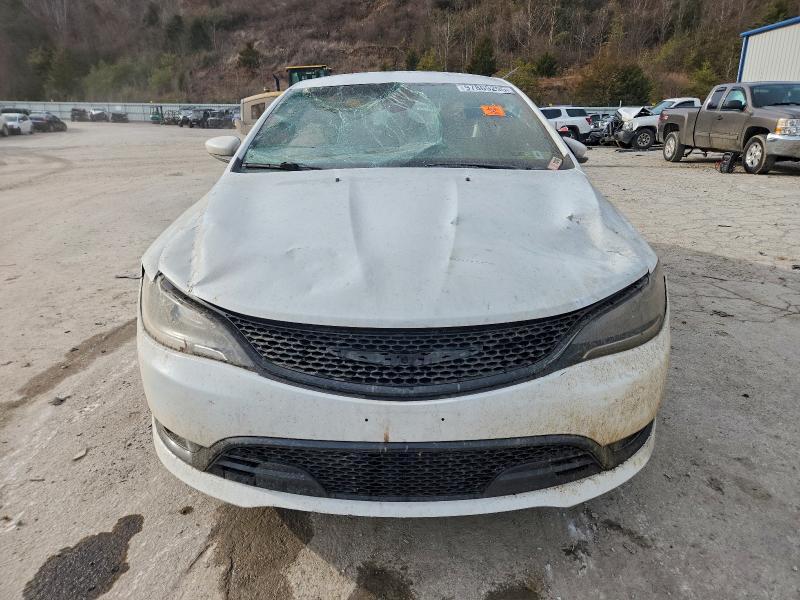 2016 Chrysler 200 s