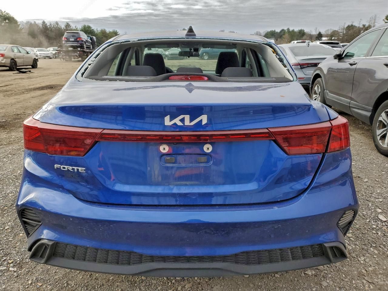 2022 KIA Forte fe