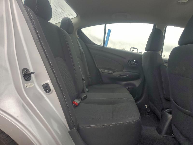 2015 Niss Versa 1.6 sv