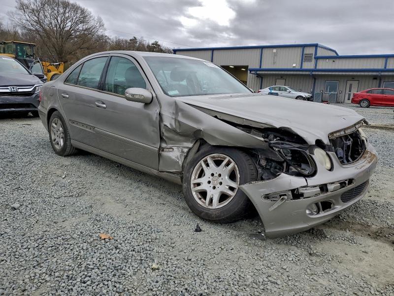 2003 Mercedes-Benz E 320