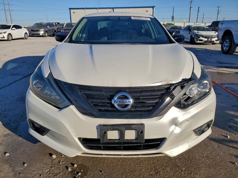 2018 Niss Altima 2.5