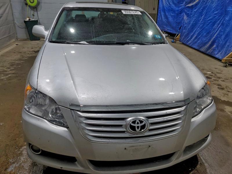 2009 Toyota Avalon xl