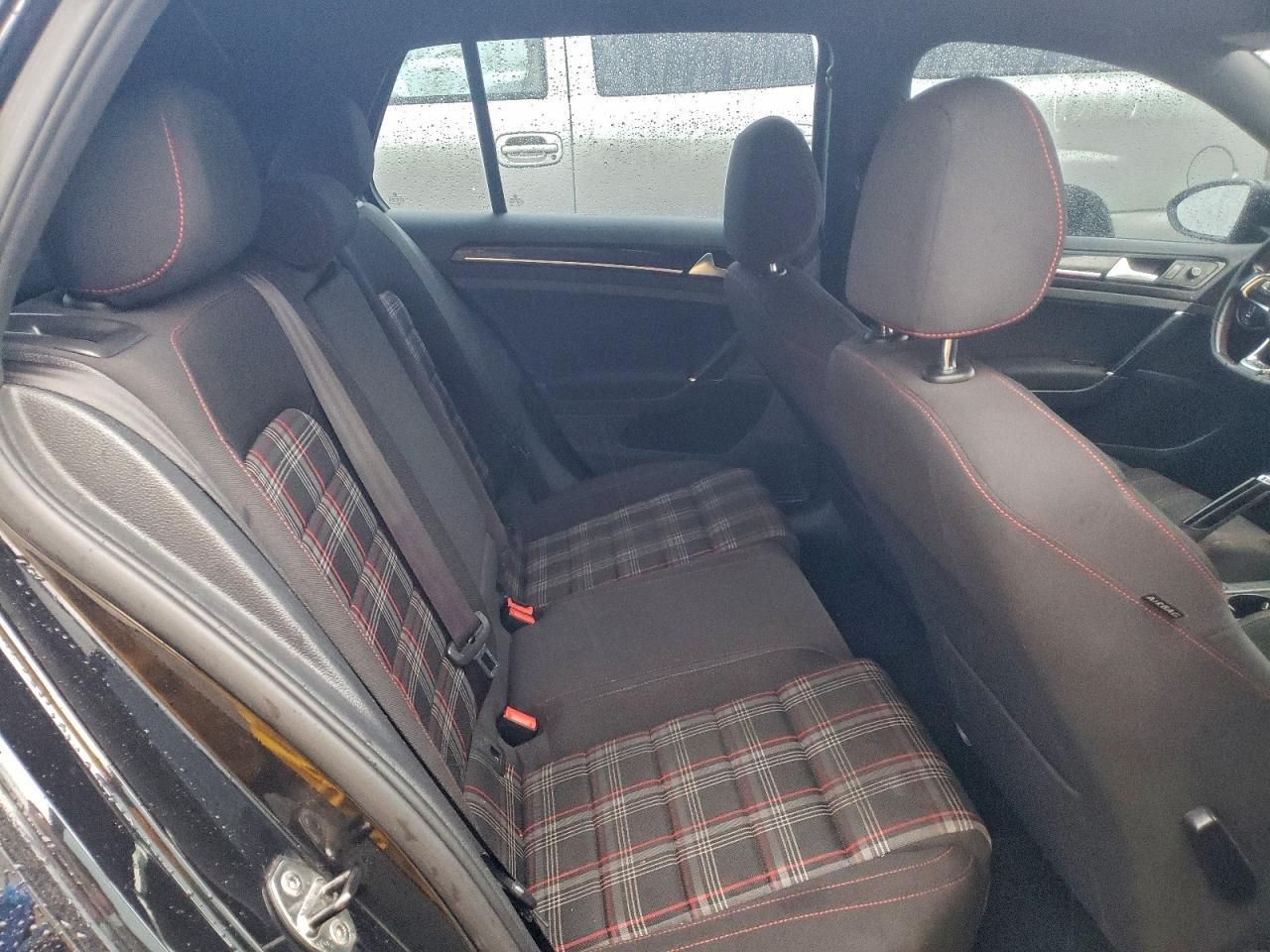 2016 Volkswagen Gti S/se