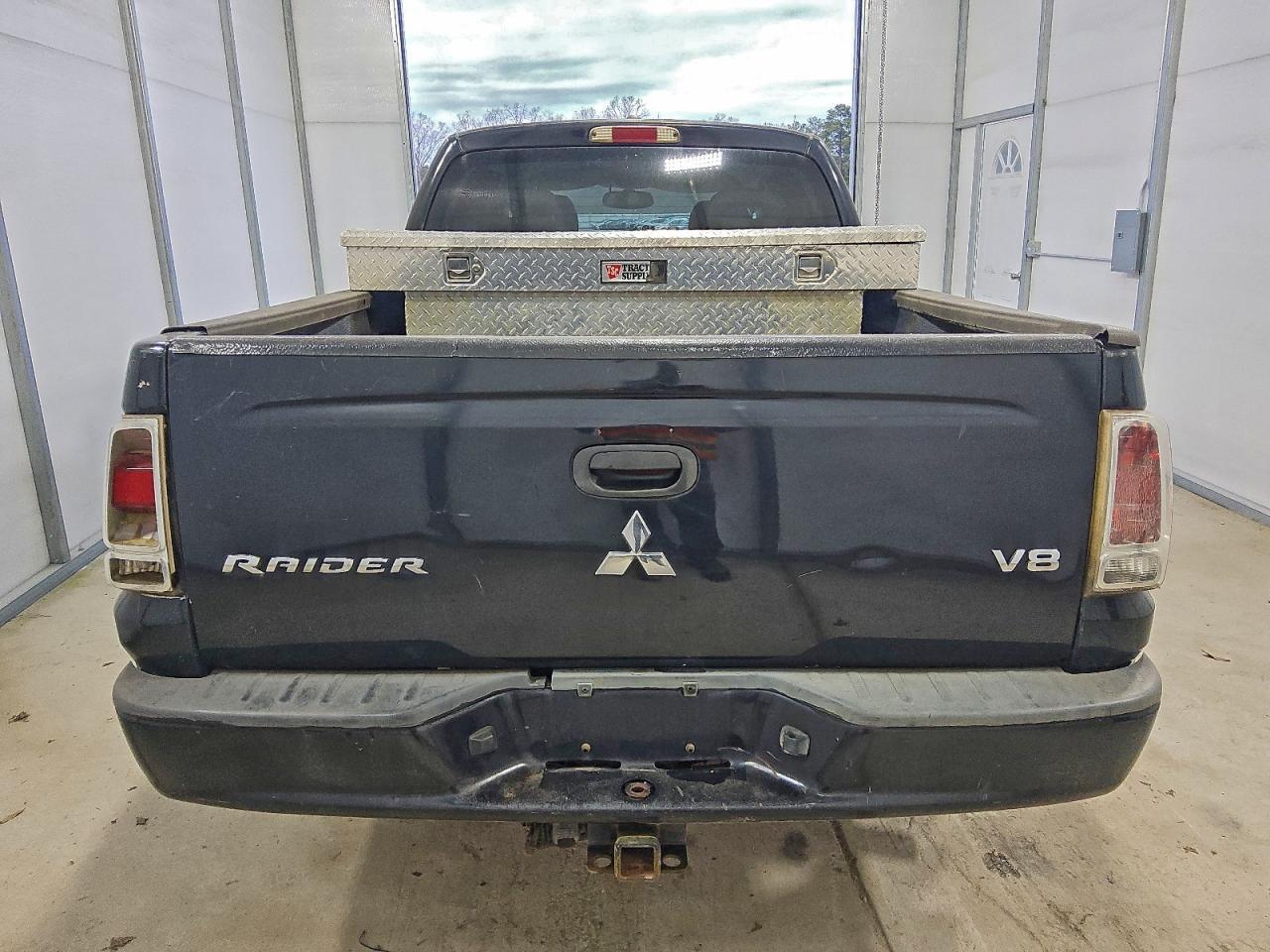 2006 Mitsubishi Raider XLS