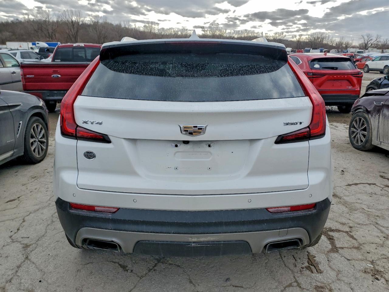 2020 Cadillac XT4 Premium Luxury