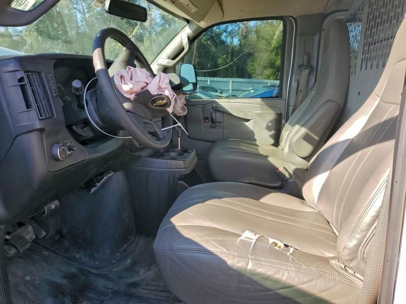 2017 Chevrolet Express Utility / Service Van