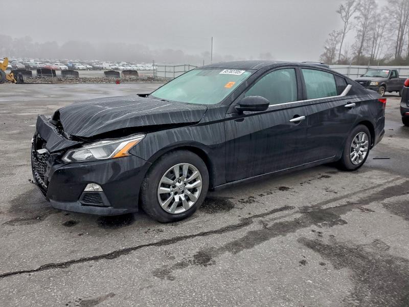 2020 Nissan Altima s
